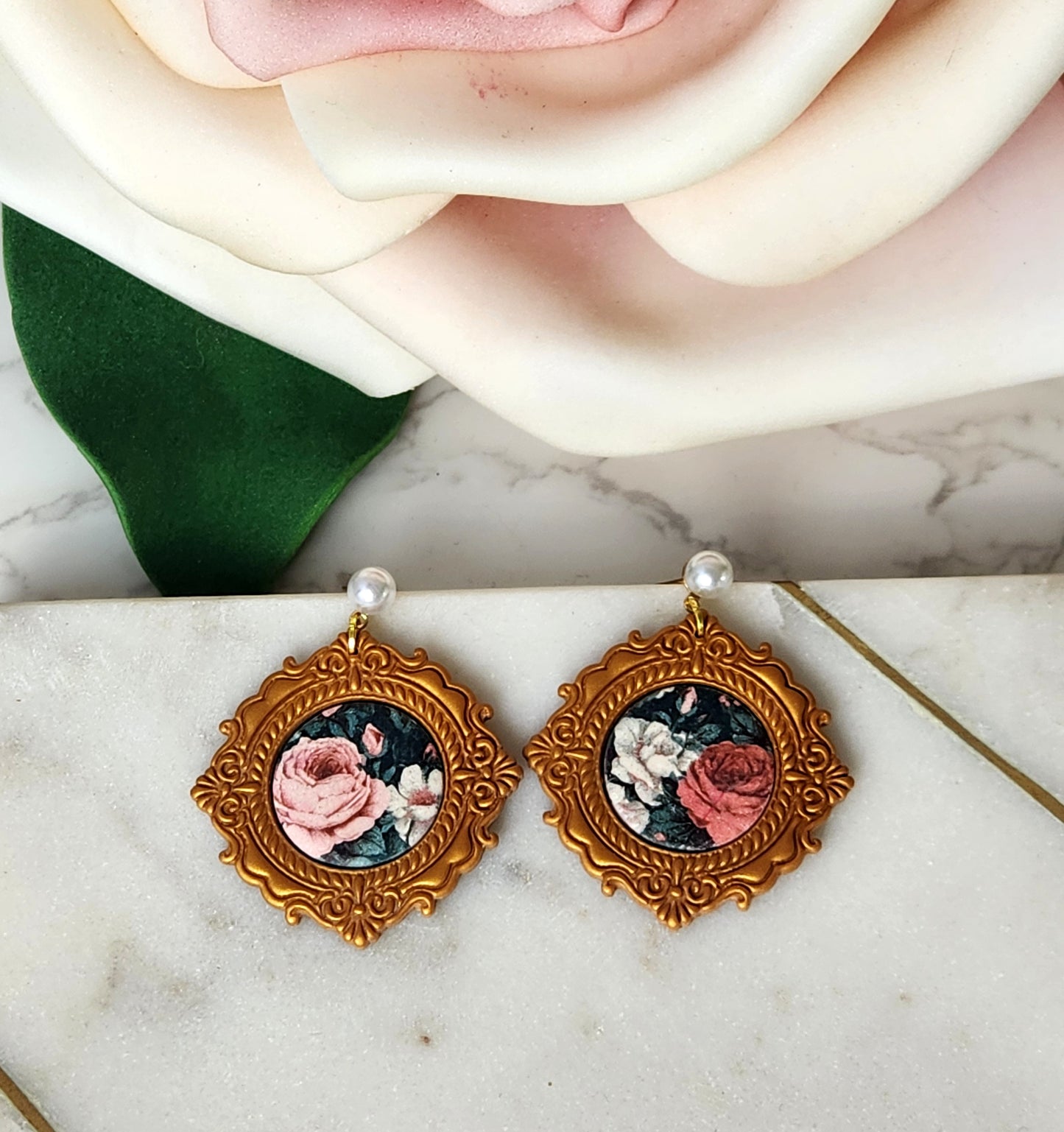 Vintage Floral Frames