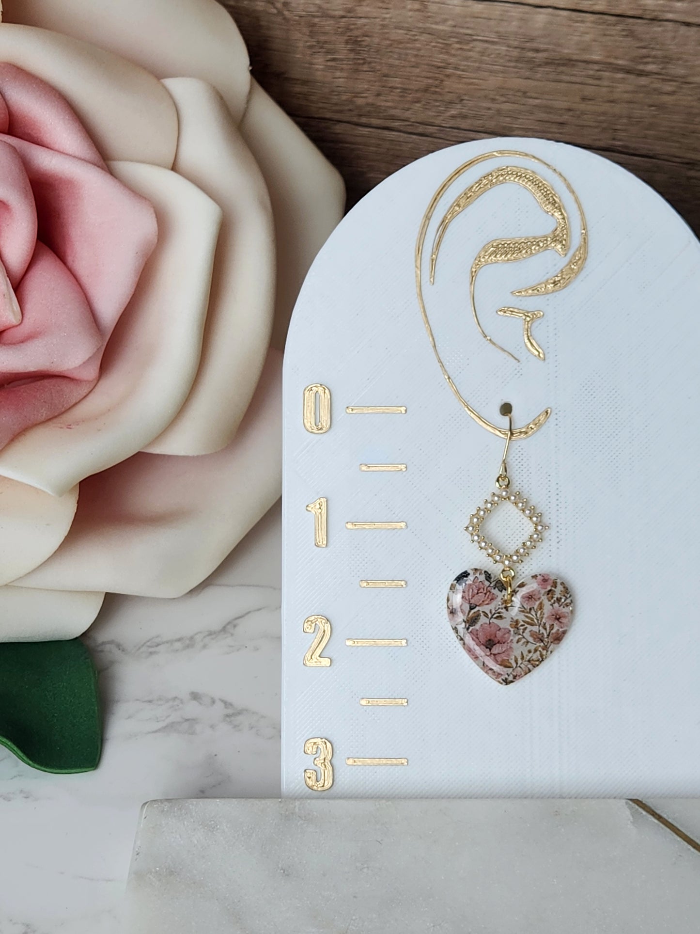 Vintage Floral Hearts