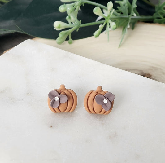 Pumpkin Studs