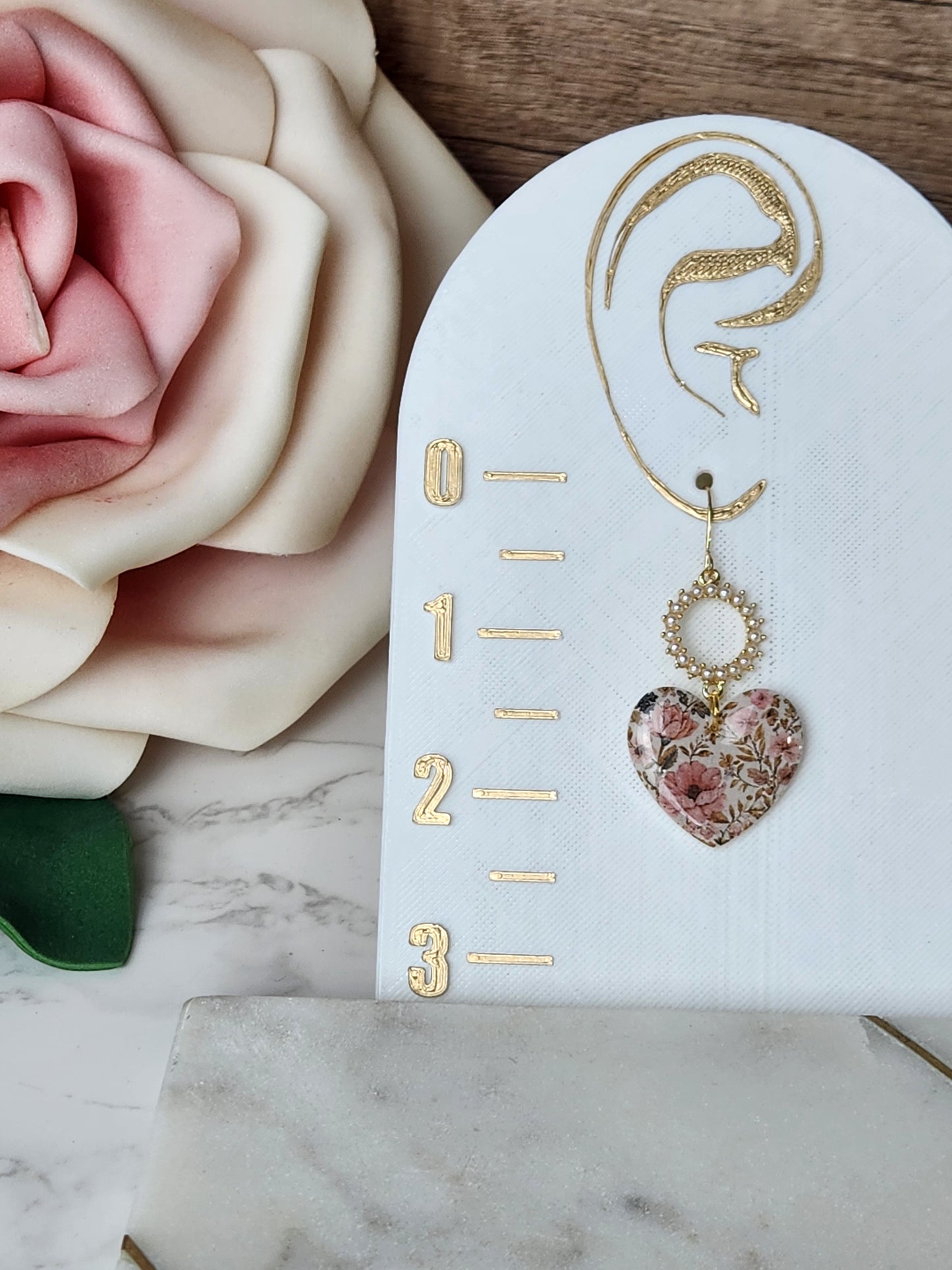 Vintage Floral Hearts