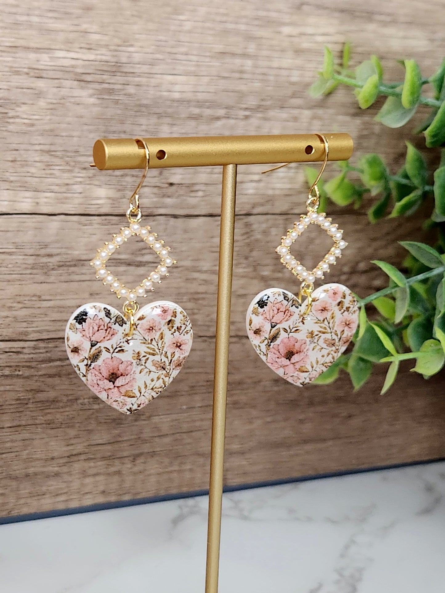 Vintage Floral Hearts