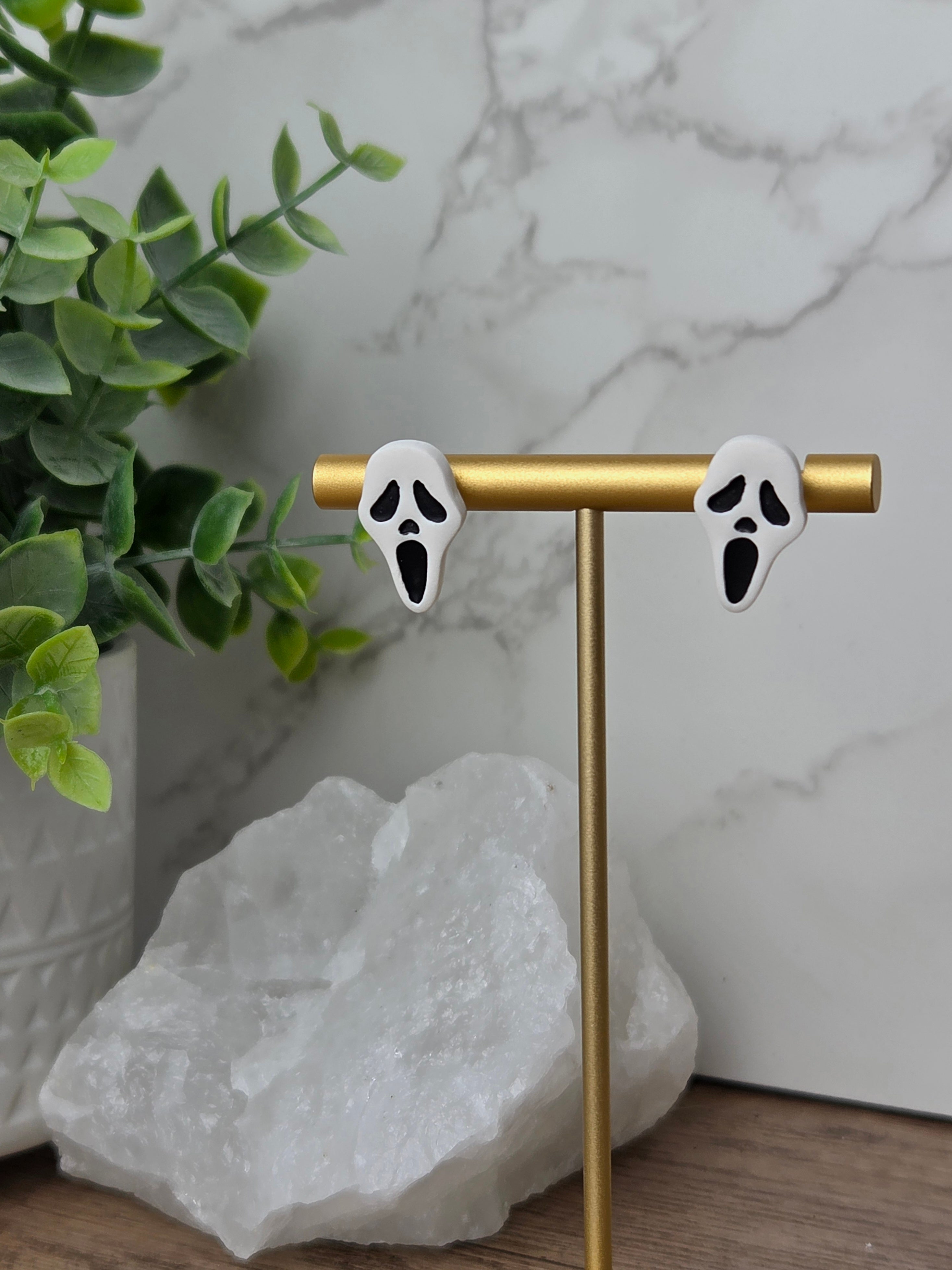 Scream Studs