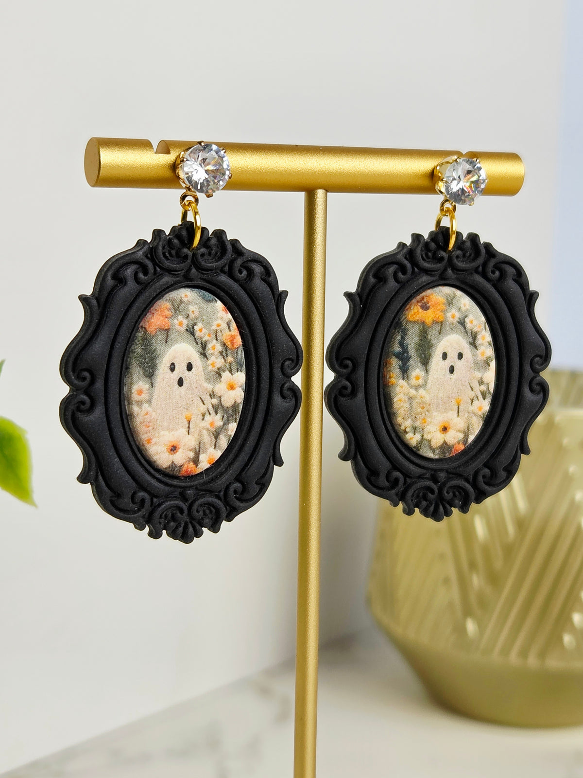 Vintage Ghost Cameos