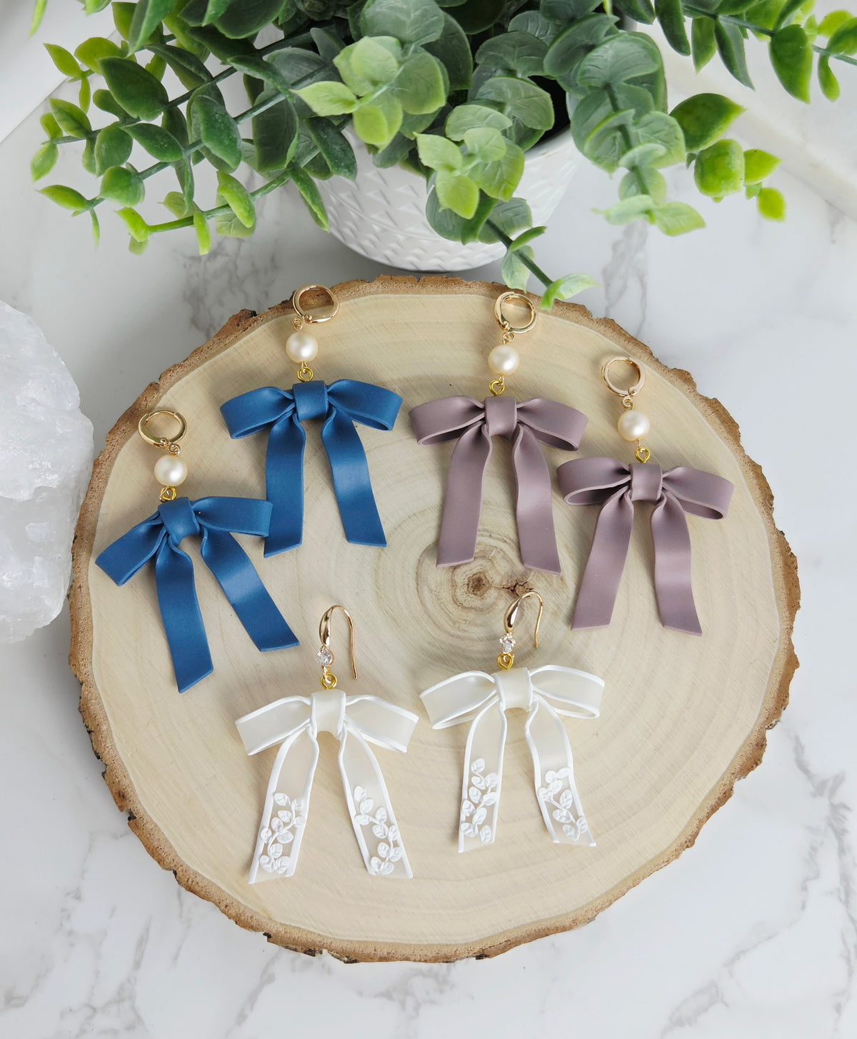 Daphne Bows